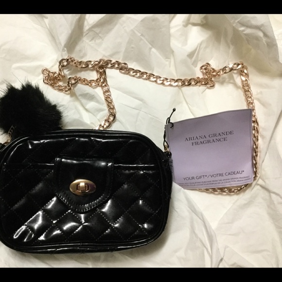 Ariana Grande Handbags - Ariana Grande Fragrance Gift Bag Chain Purse NWT